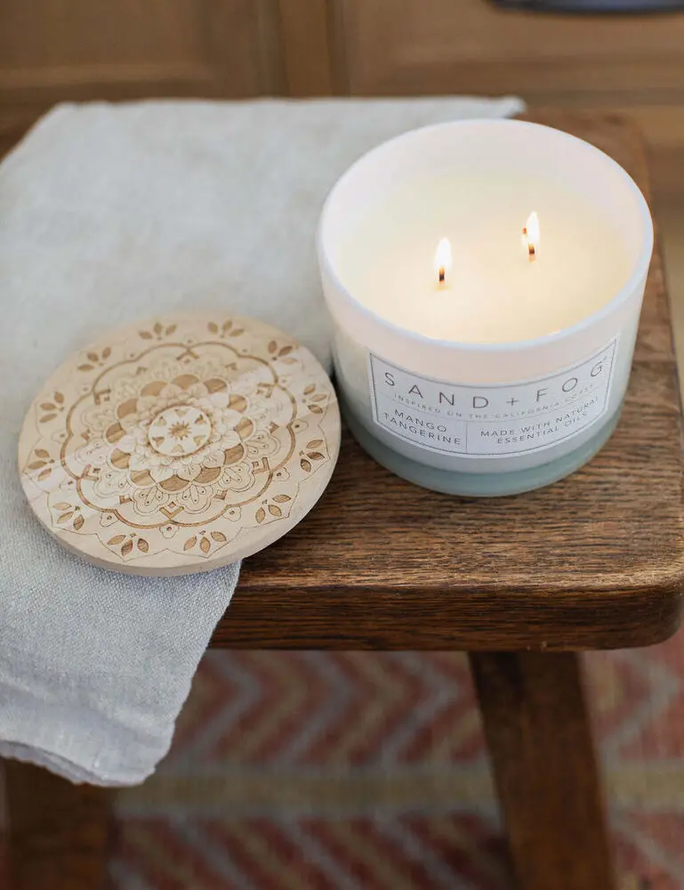 Mango Tangerine 12 Oz Scented Candle - Image 2