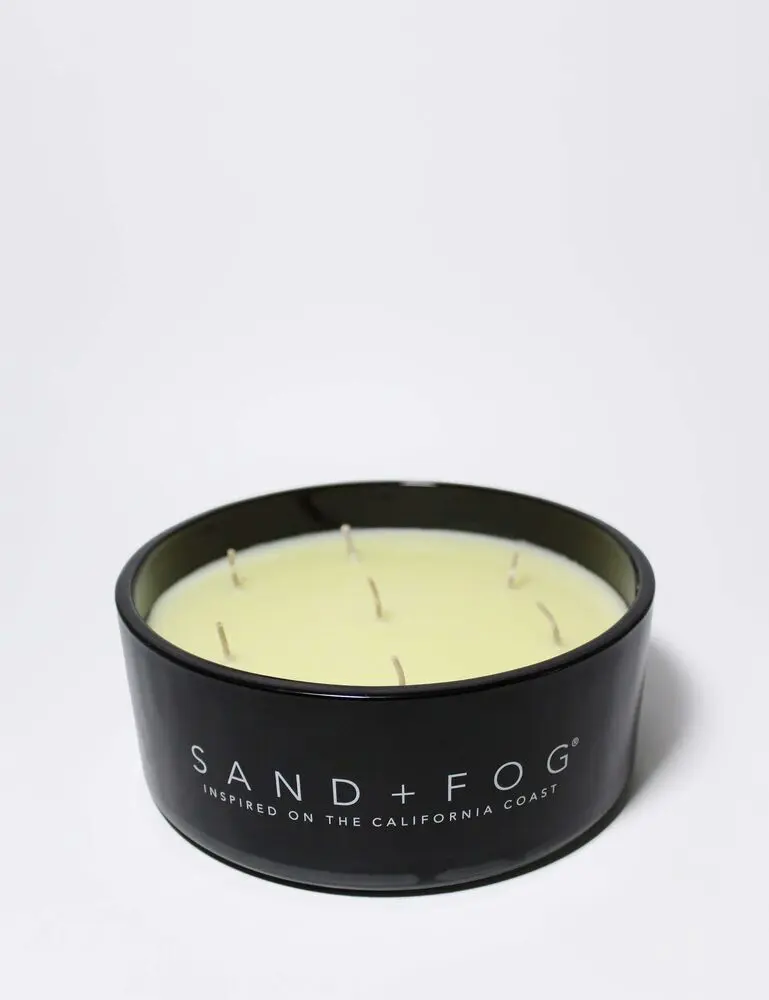 Teakwood 34 Oz Scented Candle - Image 3