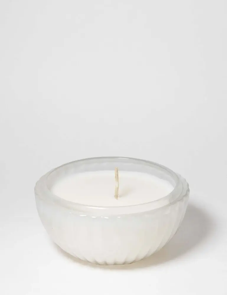 Winter White 6 Oz Scented Candle - Image 3