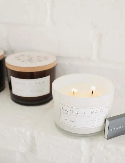 Sand + Paws Gardenia 12 Oz Scented Candle - Image 5