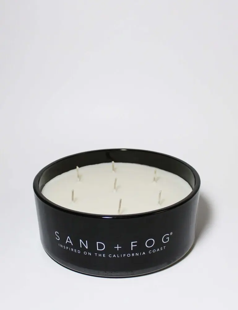 Teakwood 34 Oz Scented Candle - Image 3